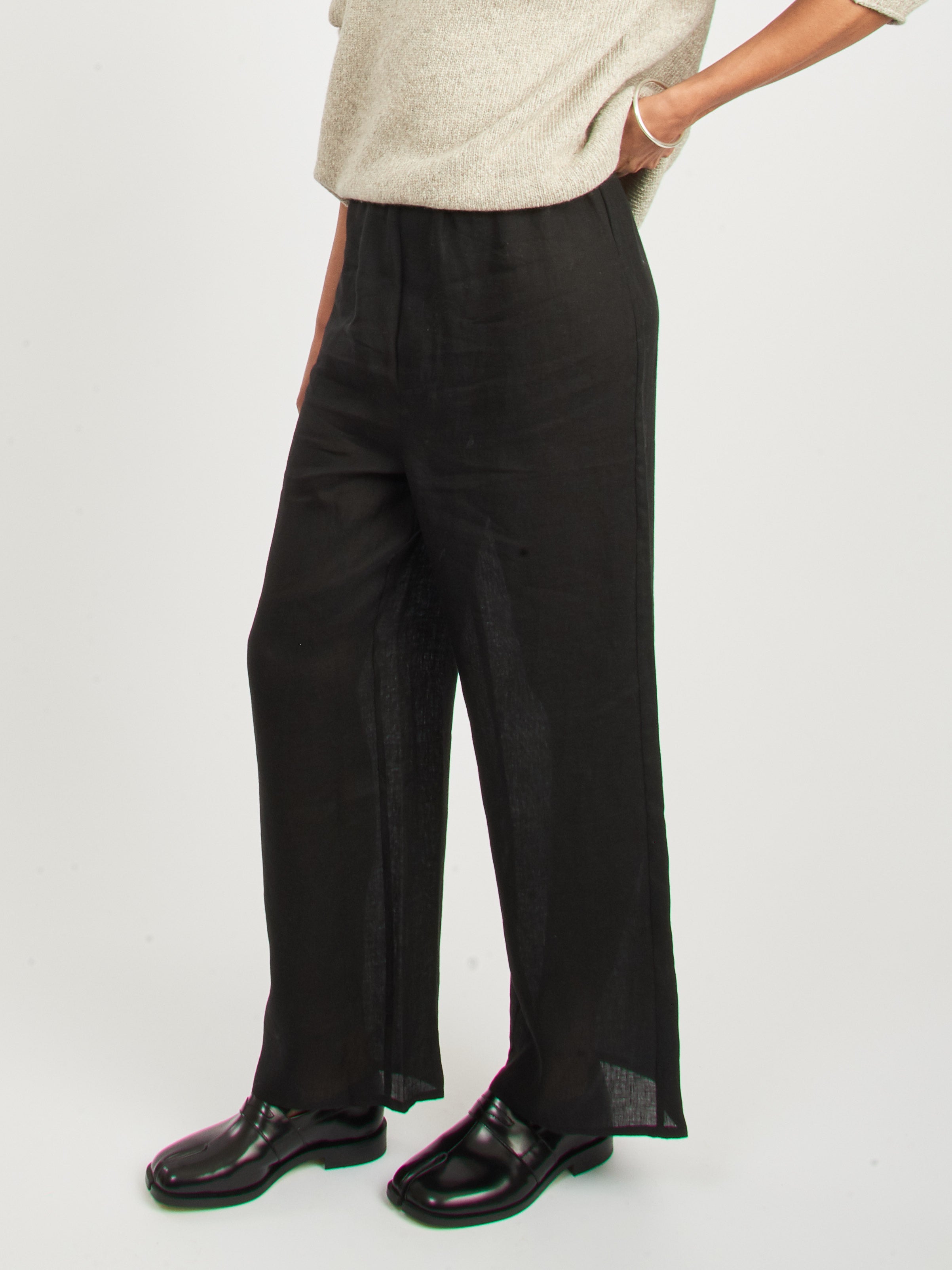 Black Stoa Pants