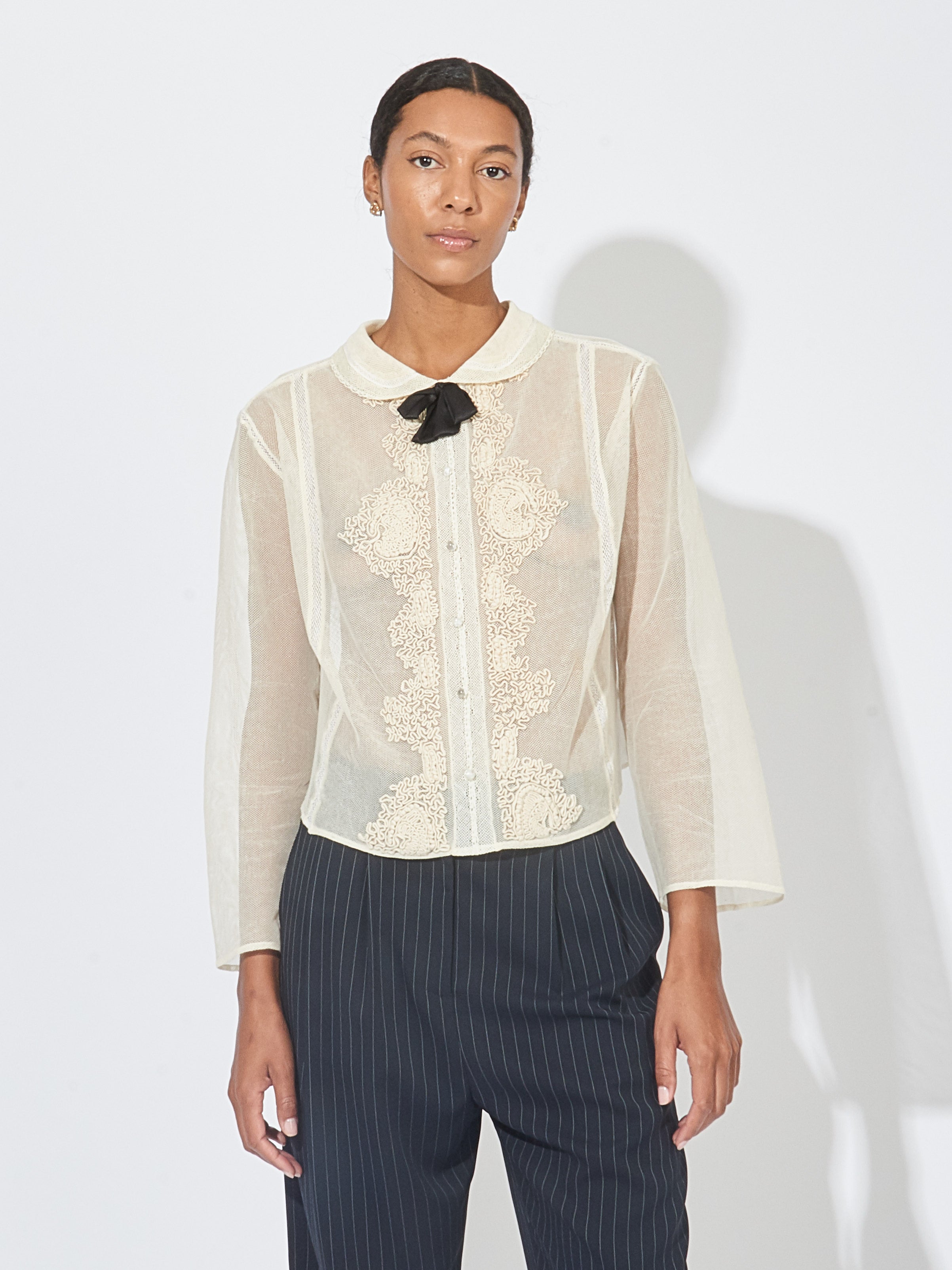 Bow-Tie Lace Trimming Blouse-